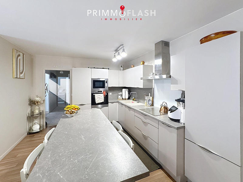 Appartement - 87 m² - 4 pièces