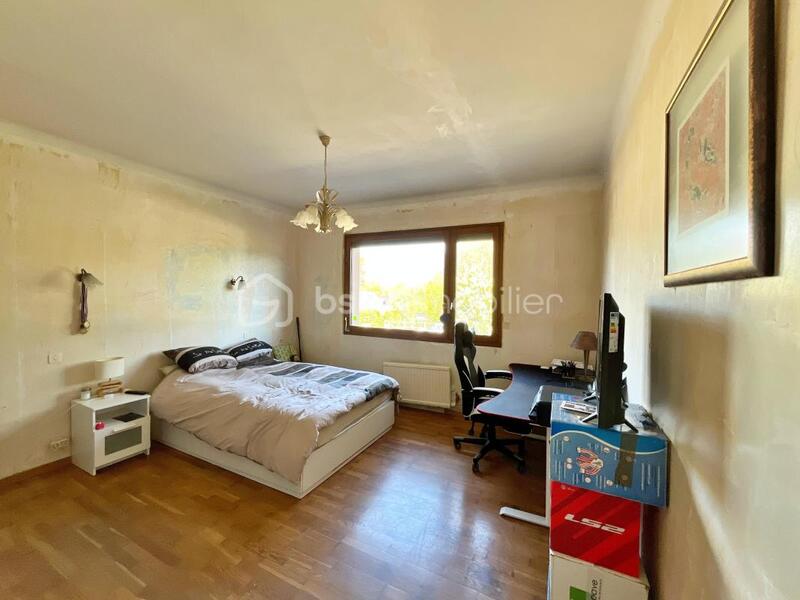 Maison - 192 m² - 8 pièces