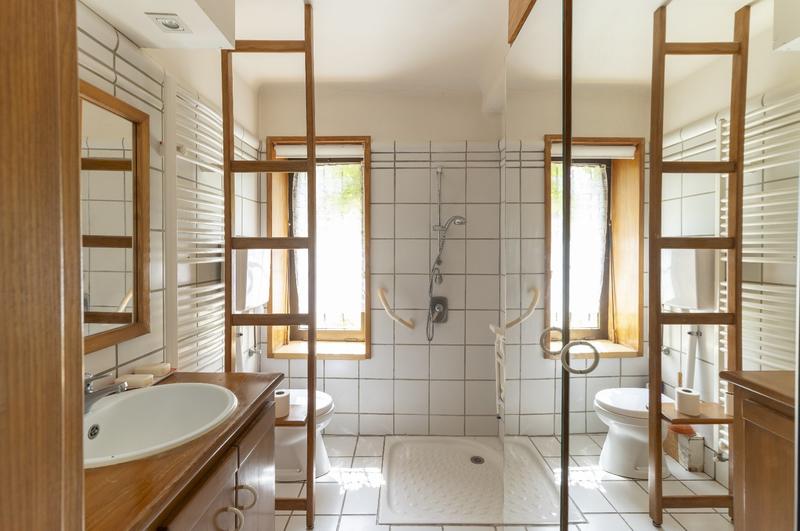 Maison - 175 m² - 9 pièces