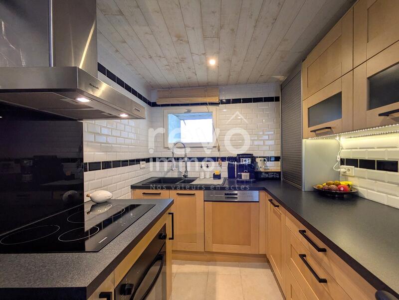 Maison - 90 m² - 4 pièces