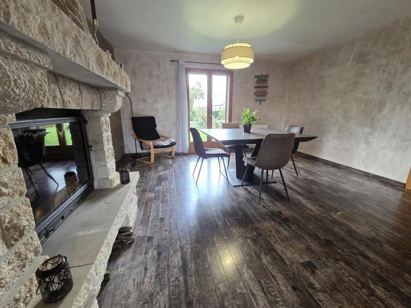 Pavillon - 146 m² - 7 pièces