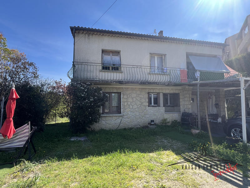 Maison - 120 m² - 7 pièces