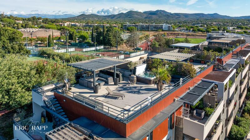 Appartement - 103 m² - 4 pièces