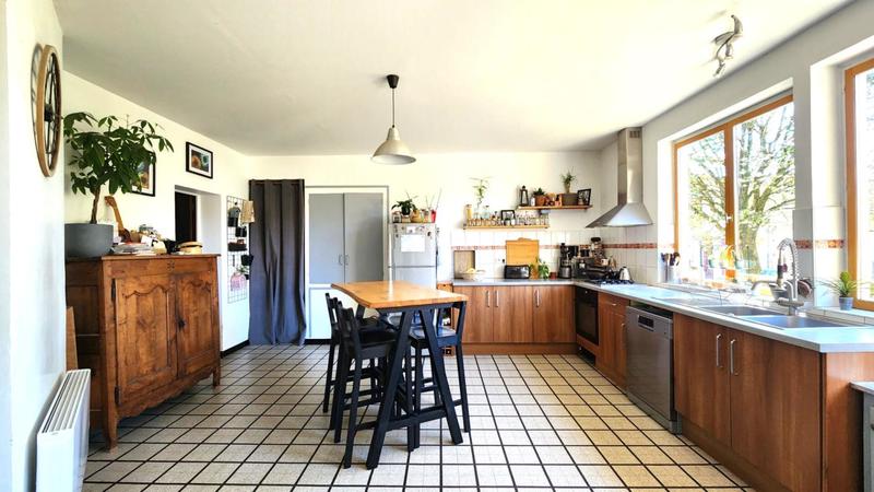 Maison - 443 m² - 14 pièces