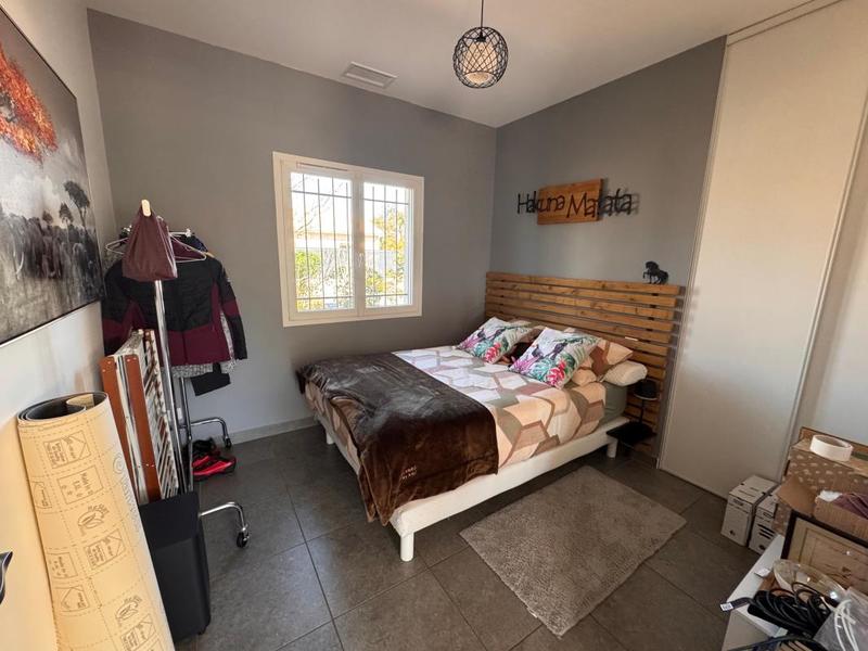 Maison - 220 m² - 5 pièces