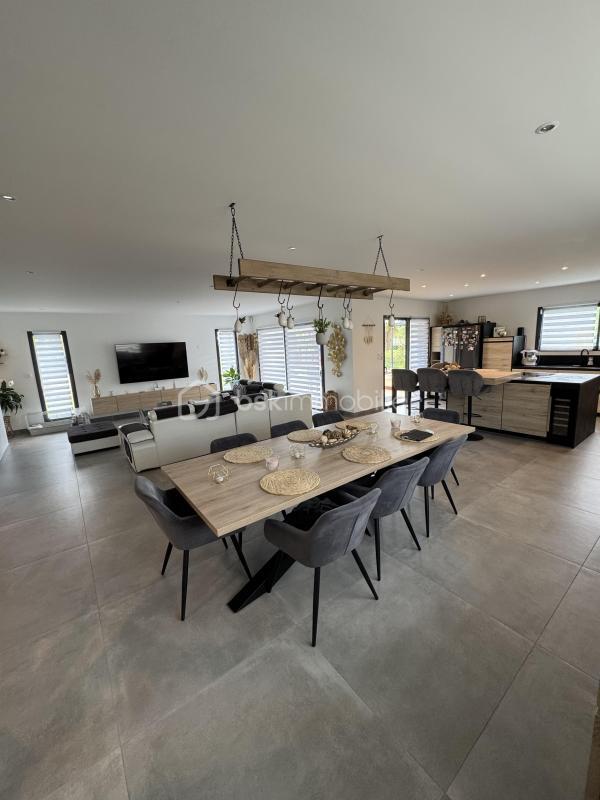 Villa - 162 m² - 5 pièces