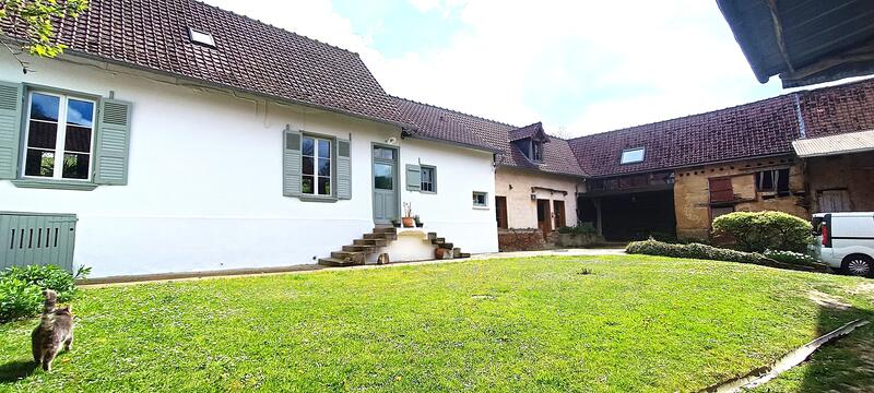 Fermette - 235 m² - 8 pièces