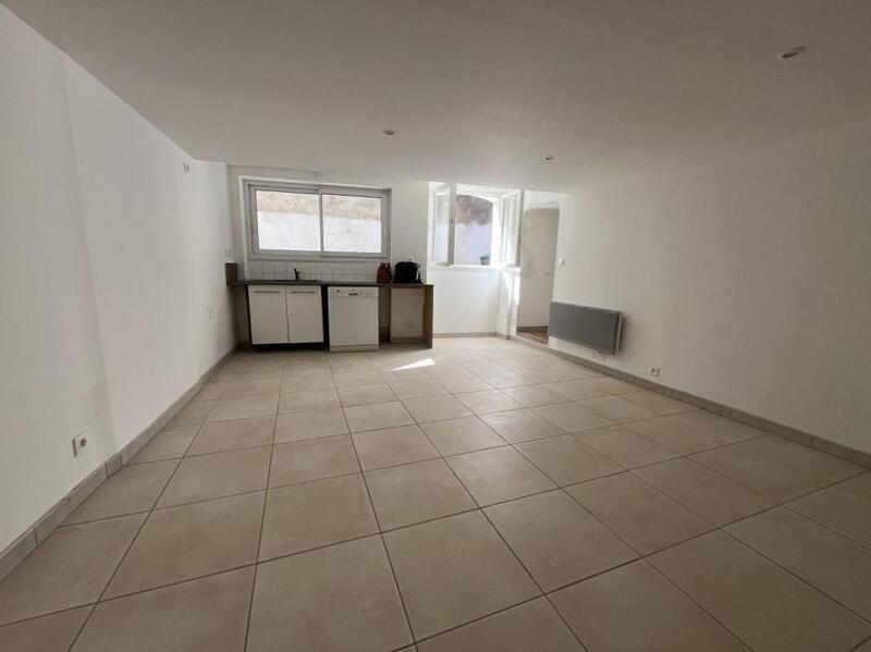 Remise - 73 m² - 3 pièces