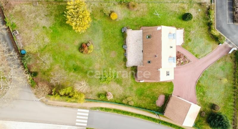 Pavillon - 122 m² - 6 pièces