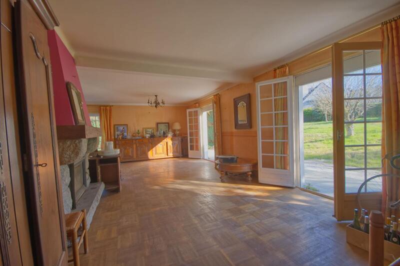 Maison - 143 m² - 5 pièces