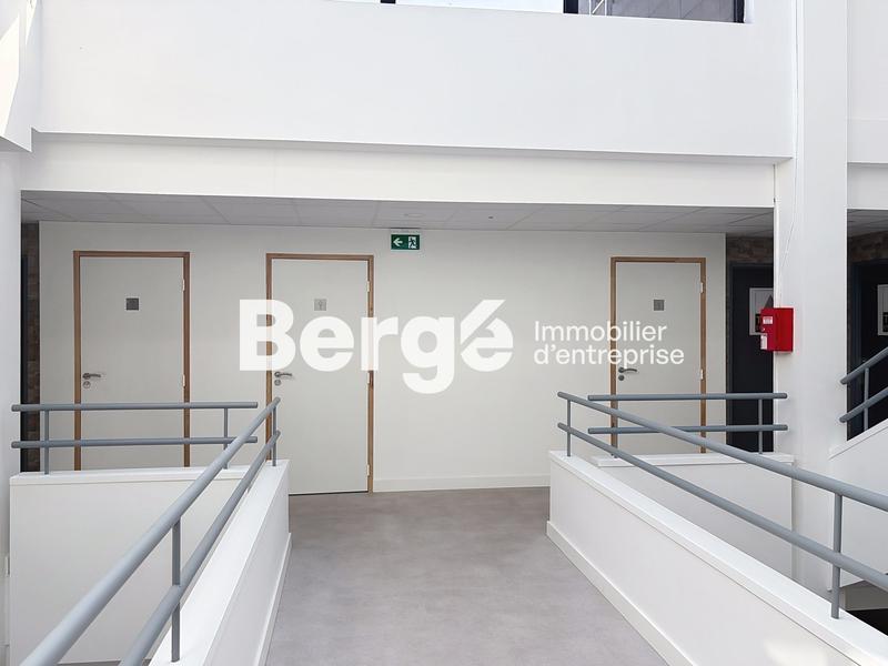Bureau - 159 m²