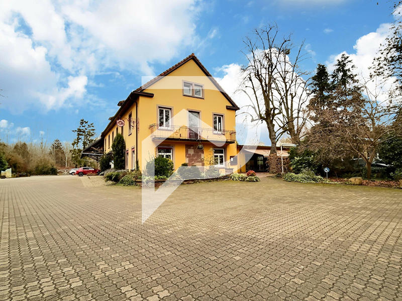 Local commercial - 764 m² - 19 pièces