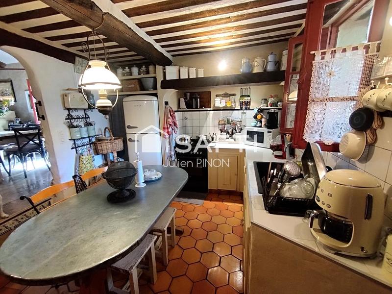 Maison - 98 m² - 4 pièces