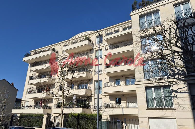 Local commercial - 54 m² - 3 pièces