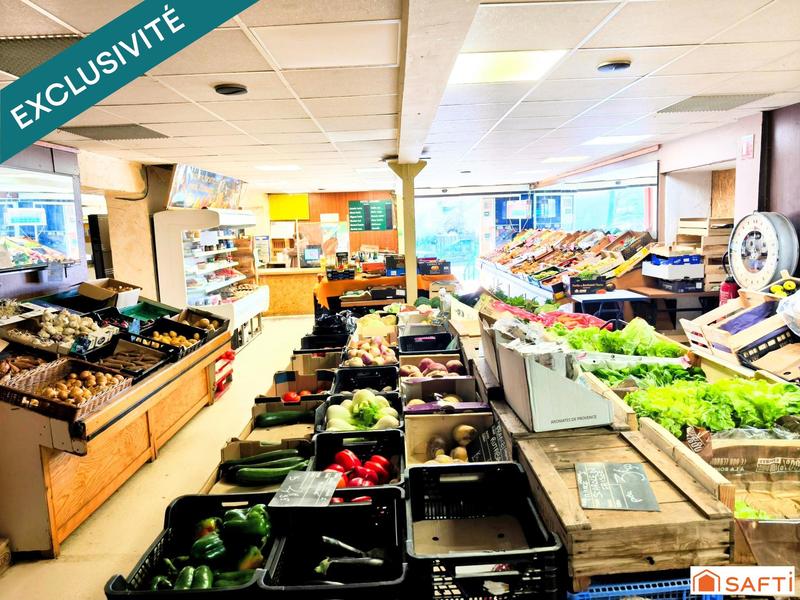 Local commercial - 713 m² - 4 pièces