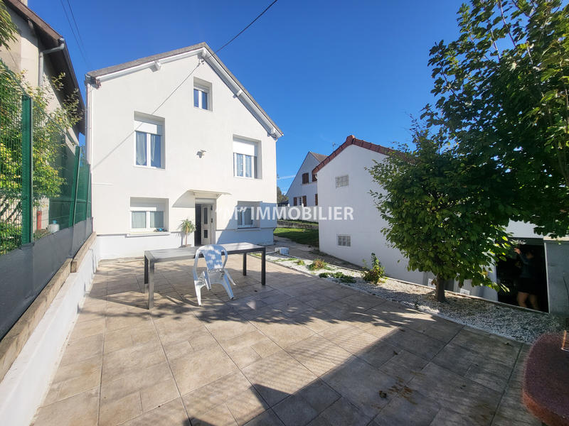 Maison - 106 m² - 5 pièces