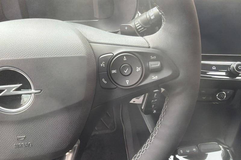 Opel Corsa Hybrid 110 E-Dct6 Gs Pk c