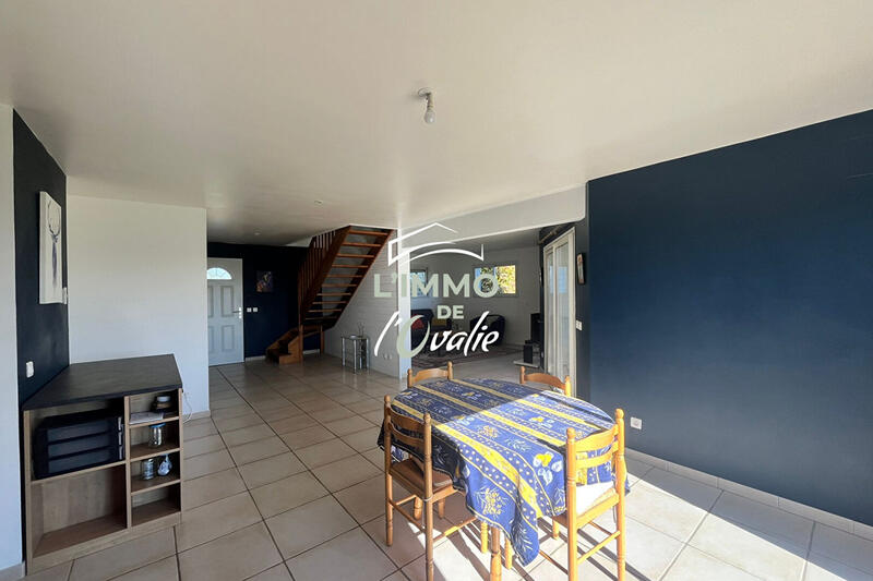 Maison - 159 m² - 6 pièces