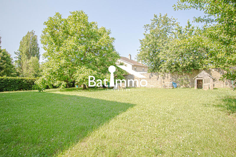 Immeuble - 450 m² - 3 pièces