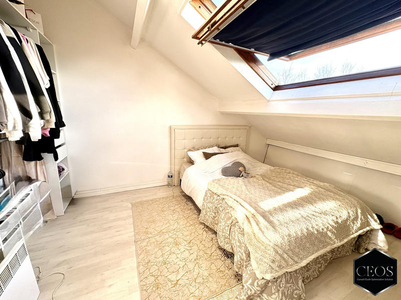 Maison - 210 m² - 8 pièces