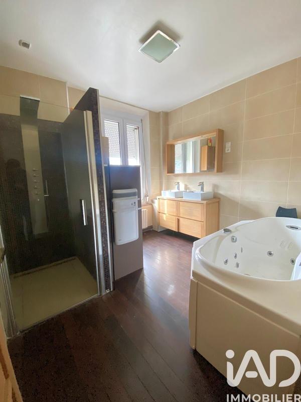 Maison - 115 m² - 6 pièces