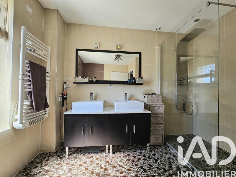 Maison - 115 m² - 5 pièces