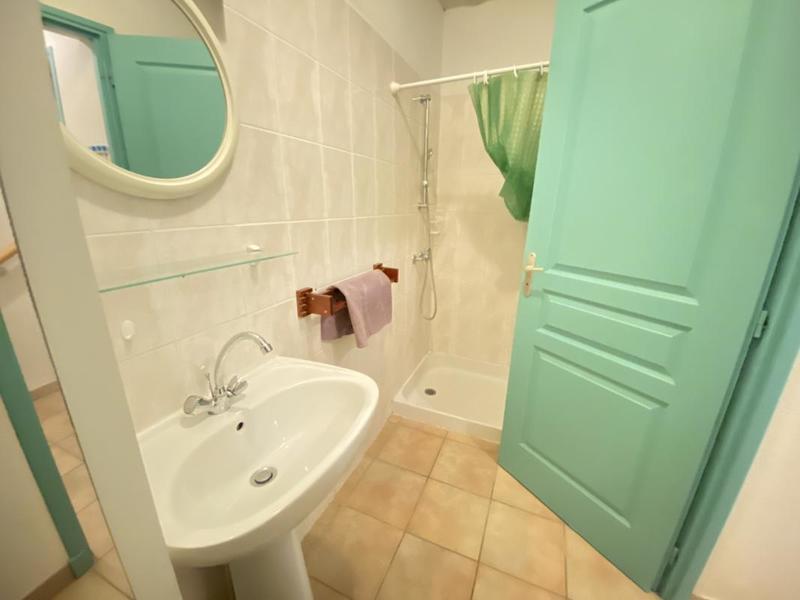 Propriété - 420 m² - 17 pièces