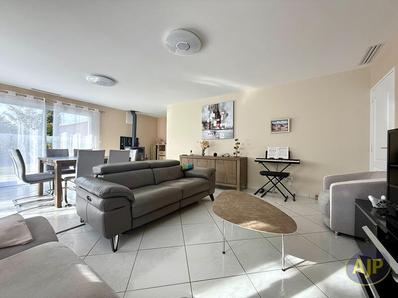 Maison - 129 m² - 6 pièces