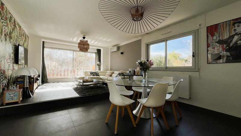 Maison - 163 m² - 6 pièces