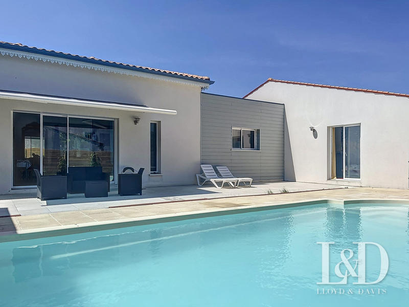 Maison - 175 m² - 5 pièces