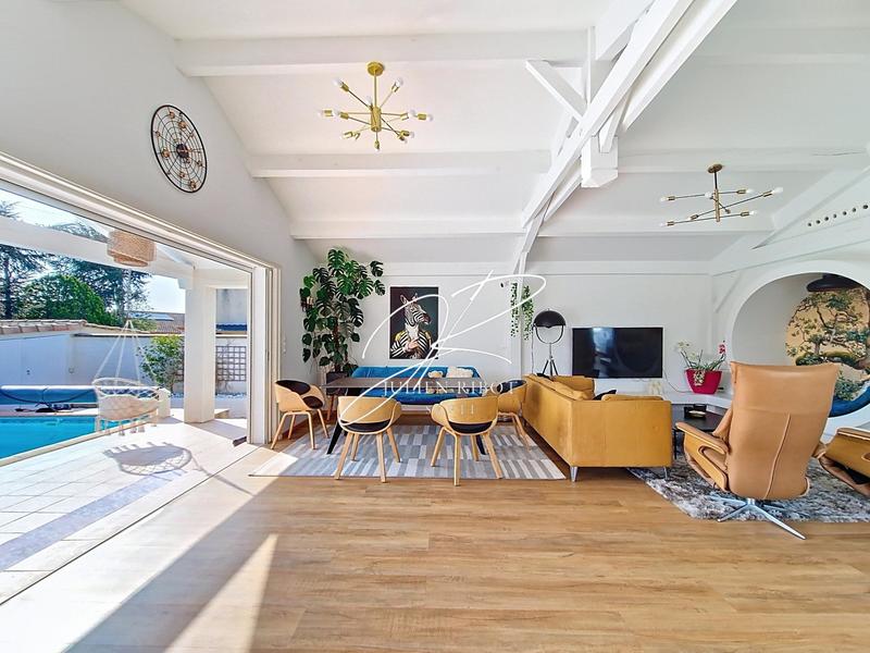 Maison - 135 m² - 5 pièces