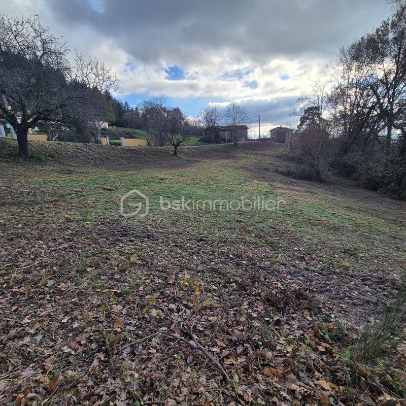 Terrain constructible - 2 910 m²