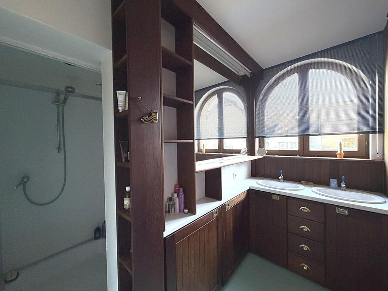 Maison - 174 m² - 7 pièces