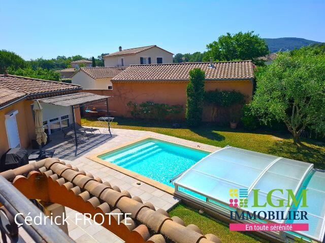 Maison - 195 m² - 5 pièces