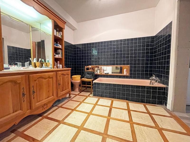 Maison - 105 m² - 4 pièces