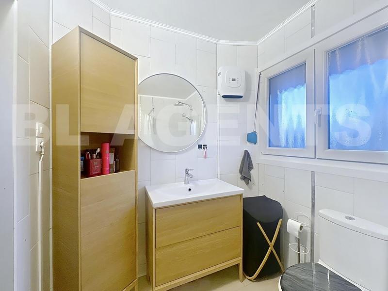 Maison jumelée - 69 m² - 5 pièces