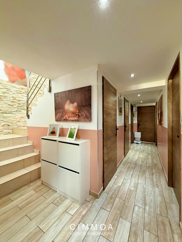 Maison - 185 m² - 6 pièces