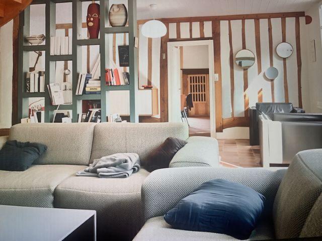 Maison - 240 m² - 10 pièces