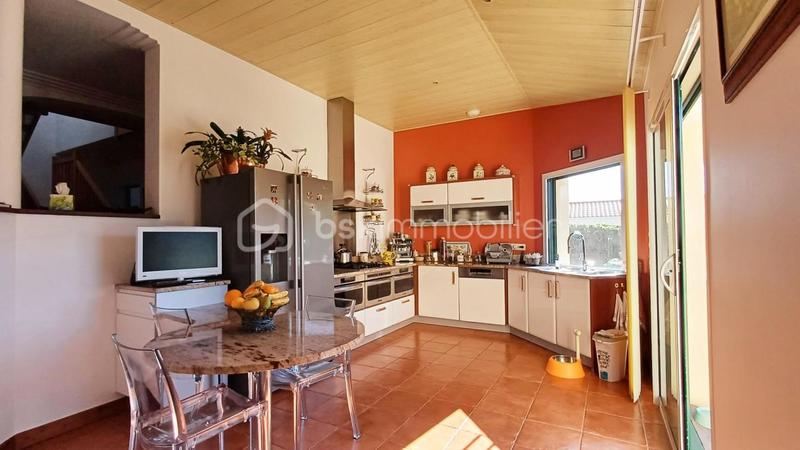 Villa - 202 m² - 7 pièces