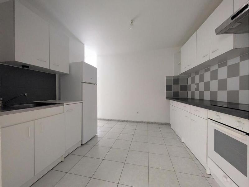 Maison - 76 m² - 3 pièces