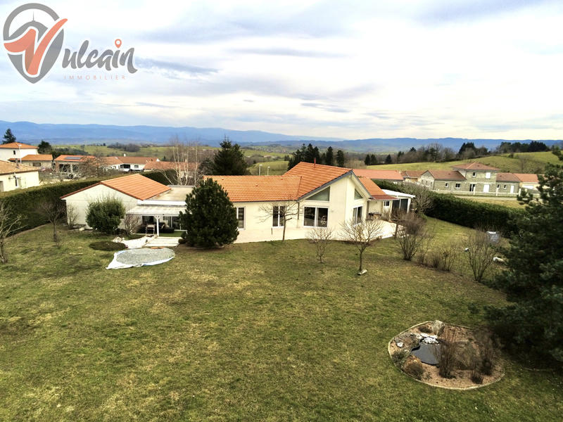 Maison - 135 m² - 4 pièces