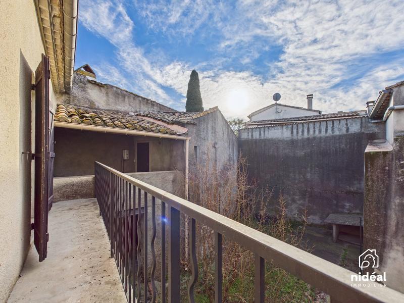 Maison - 280 m² - 7 pièces