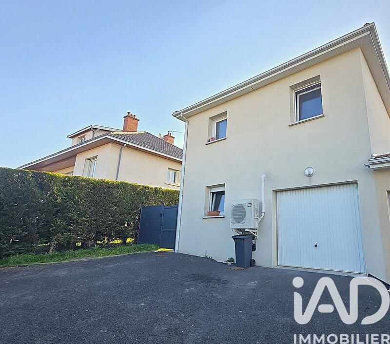 Maison - 103 m² - 4 pièces