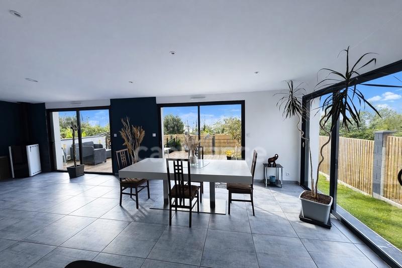 Maison - 118 m² - 5 pièces