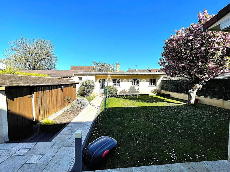 Maison - 135 m² - 6 pièces