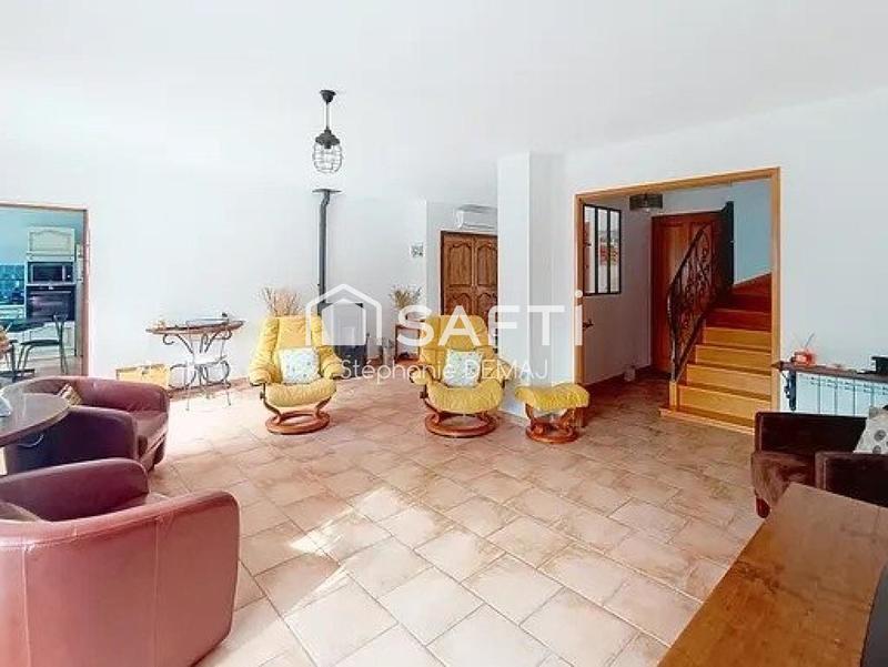 Maison - 146 m² - 6 pièces