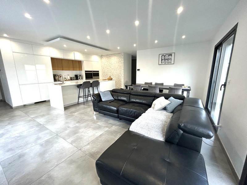 Maison - 125 m² - 5 pièces