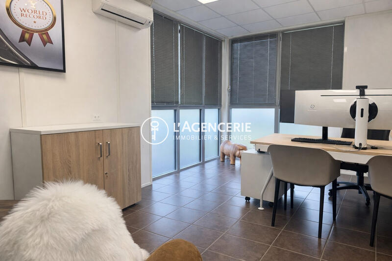 Local d'activités - 650 m²