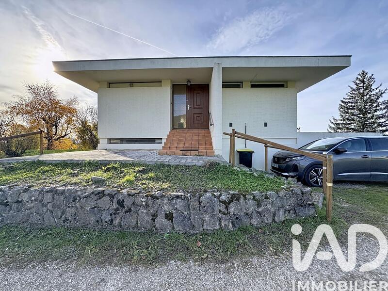 Maison - 102 m² - 4 pièces