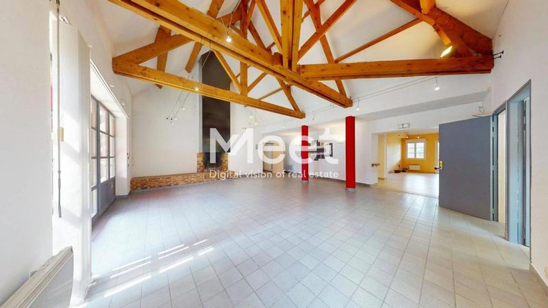 Maison - 790 m² - 20 pièces